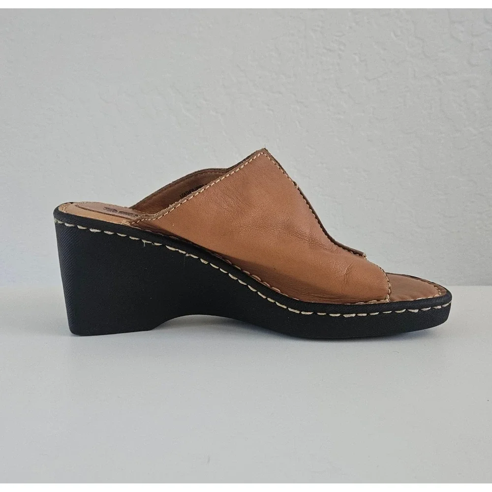 Born Wedge Heel Sandal Women's 7 Brown Leather Slip-On Platforms Boho